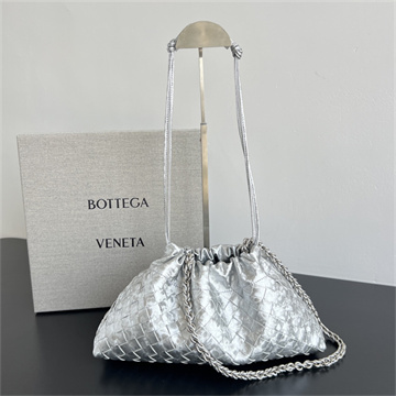 bottega veneta dustbag intreccio metallic leather chain bag #839394